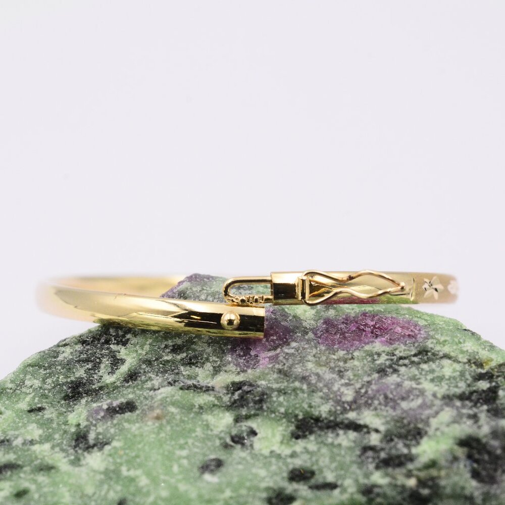 10K Baby Bangle - Picture 5 of 13